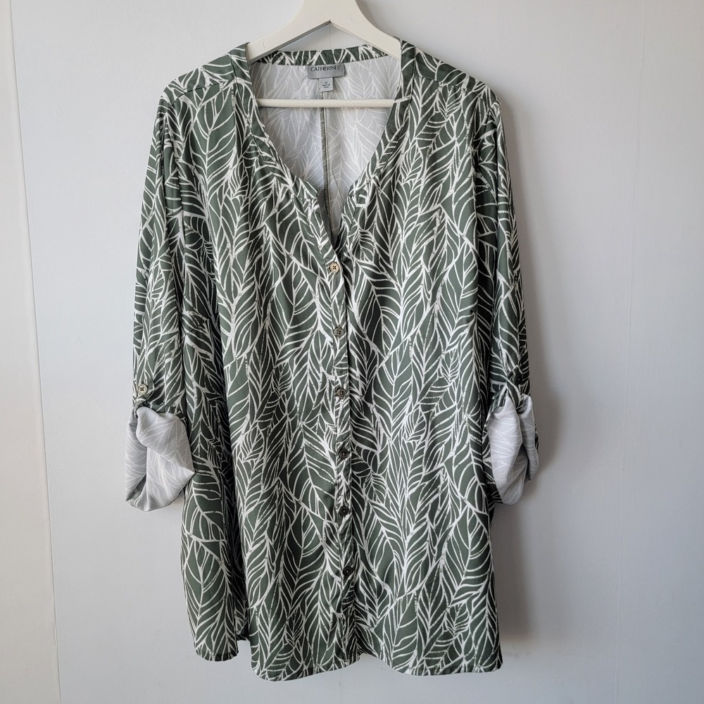 Catherines Women's Breezeway leaf print Georgette top size 2X roll-tab sleeve